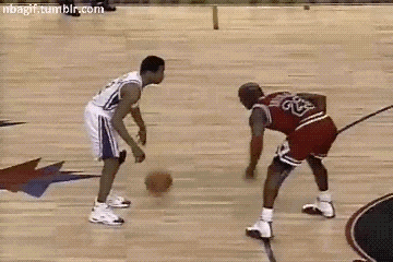 crossovers, basket, bassketball, behind-the-back, between-the-legs